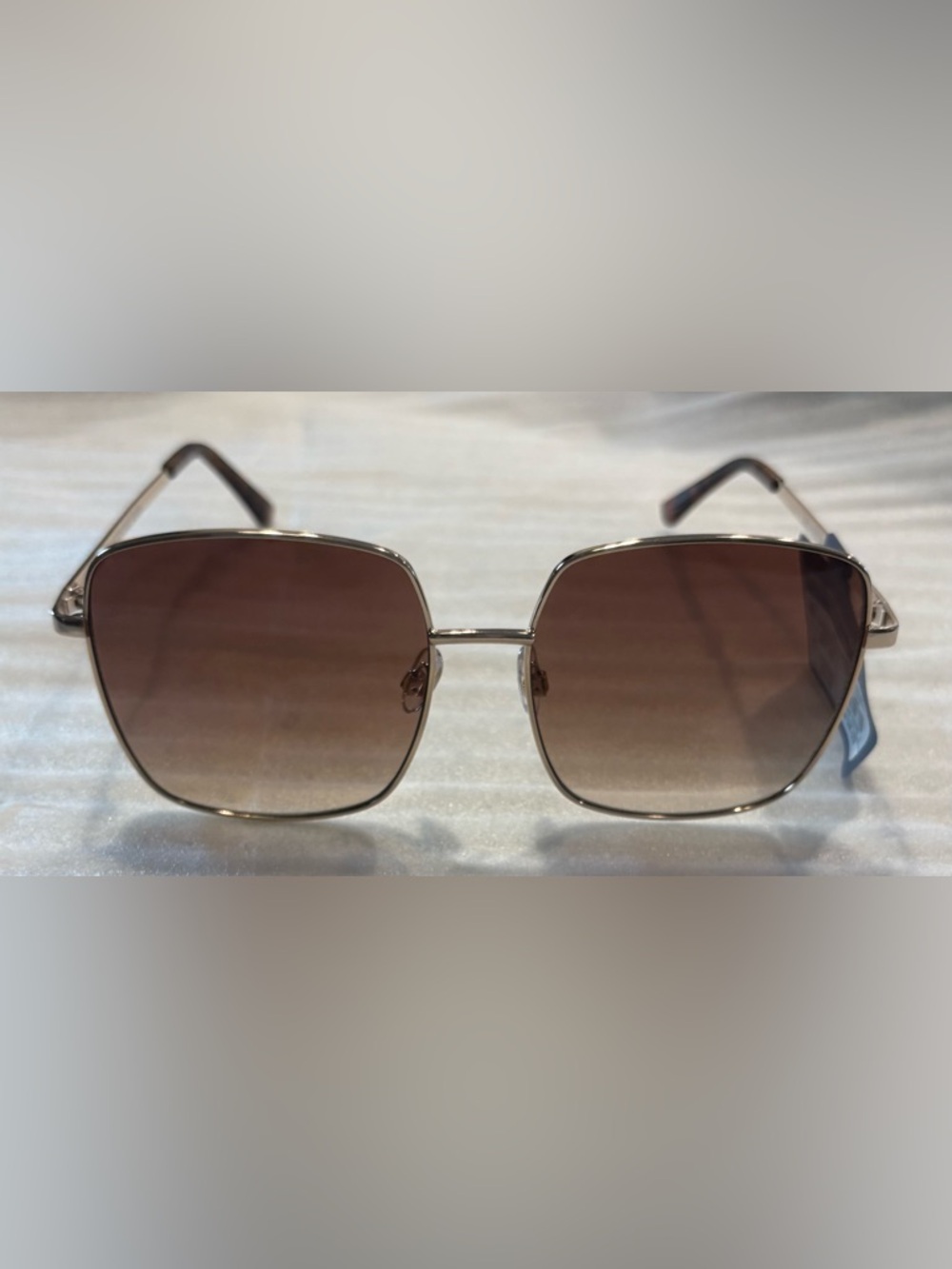 Universal Thread Gold Frame Sunglasses with Brown Gradient Lenses